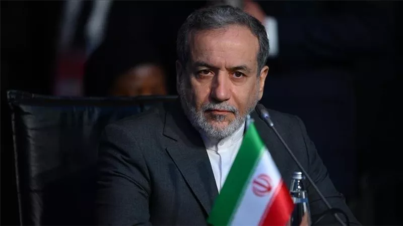 عراقجي: إيران تدرس المقترحات الأمريكية لكننا نستبعد المفاوضات
