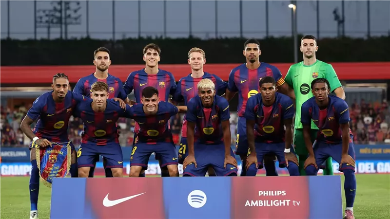 برشلونة يغلق الباب أمام رحيل نجمه ..و يمدد تعاقده لخمسة مواسم جديدة