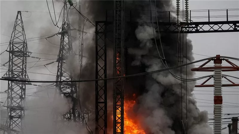 شركة الكهرباء الأوكرانية: شبكة الطاقة تتعرض لهجوم روسي كبير