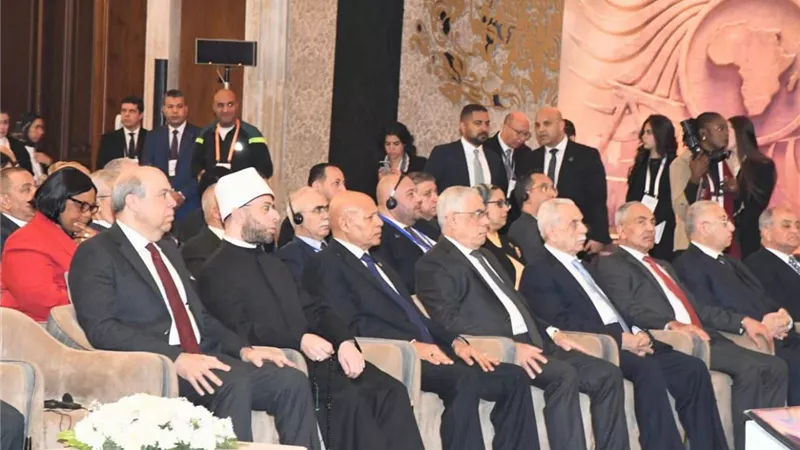وزير الأوقاف يشهد اجتماع القاهرة التاسع لرؤساء المحاكم الدستورية والعليا