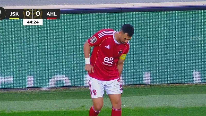 طبيب الأهلي: تريزيجيه يواصل تدريبات التأهيل البدني