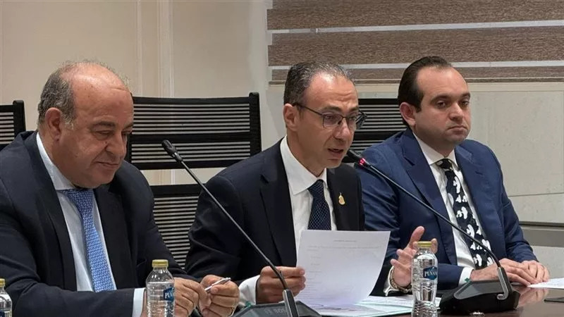 بحضور “عبد الغفار”.. النواب يبحث خطة وزارة الصحة لمواكبة استراتيجية مصر 2030