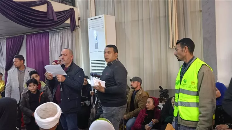  توزيع منح مالية على 2273 مستفيدًا من الأسر الأولى بالرعاية بقرى ونجوع أسيوط
