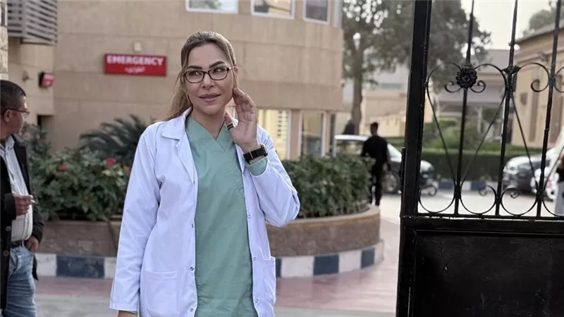 ألفت عمر تشارك جمهورها  كواليس مسلسل اسأل روحك |صور 