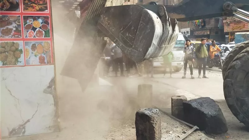 رفع 950 حالة إشغال وتعدي للمحال التجارية والمقاهي بمحافظة الجيزة
