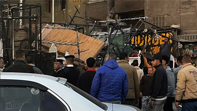 عدسة 