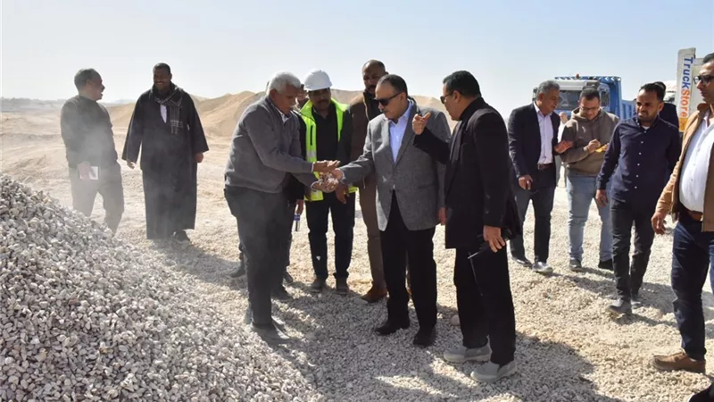 محافظ أسيوط يفتتح أول محاجر مرخصة على مستوى الجمهورية بالوادي الأسيوطي وأبنوب