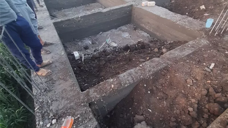 محافظ أسيوط: إزالة 26 حالة تعدي واسترداد 9 قراريط و2065 متر مربع بـ7 مراكز