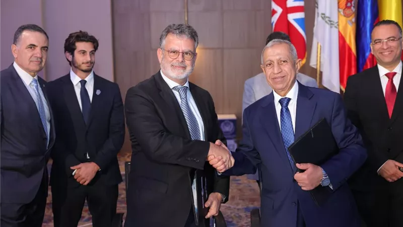 الأكاديمية العربية توقع حزمة اتفاقيات دولية ومحلية بمؤتمر 