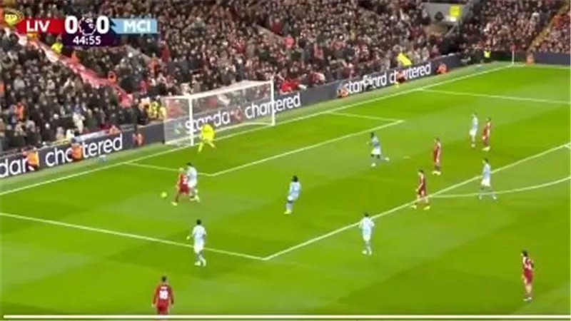 أهداف وملخص مباراة ليفربول ومان سيتي الشوط الأول في الدوري الإنجليزي