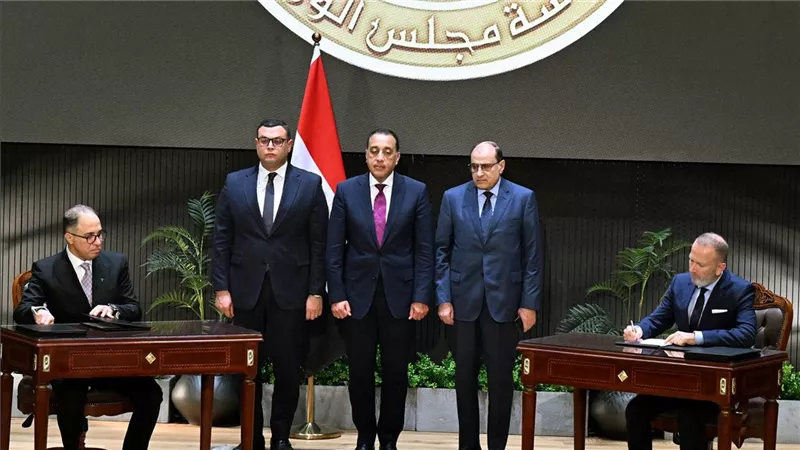 مدبولي يشهد شراكات دولية لمشروع 