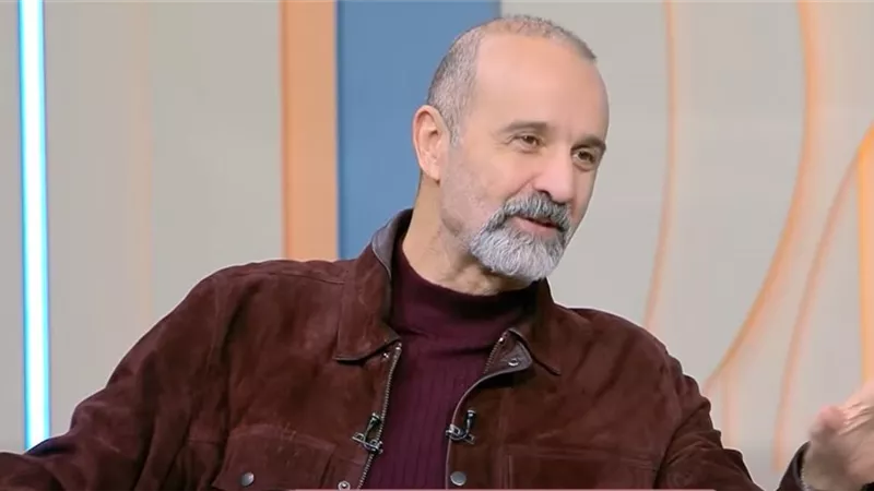 أيمن عزب: نيفين غيرت مجرى حياتي.. والحب الحقيقي مبني على الصراحة والاحتواء