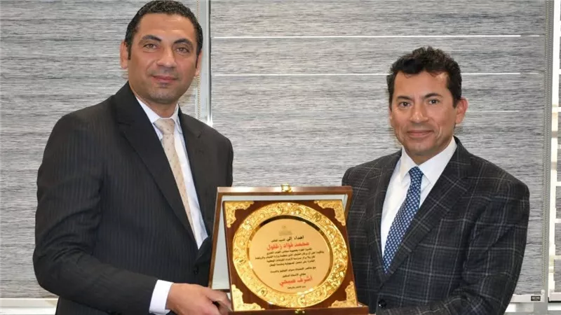 تكريم نائب الوعي محمد فؤاد زغلول من وزير الشباب والرياضة