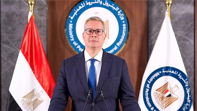 الإثنين المقبل.. وزير البترول يلتقي كبار الصحفيين ورؤساء تحرير الصحف والمواقع