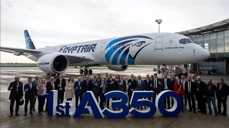 وصول أول طائرة إيرباص A350-900 لمصر للطيران باستخدام وقود مستدام SAF