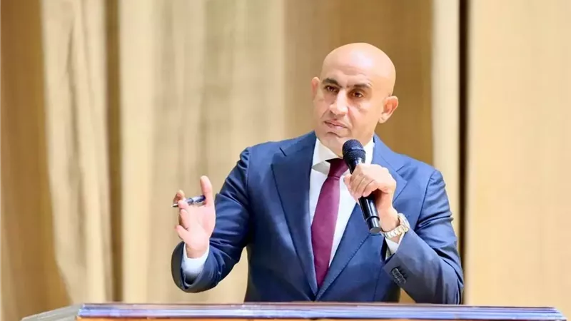 توضيح هام من “التعليم” حول واقعة تعدي طالب على معلم بإحدى مدارس القاهرة 