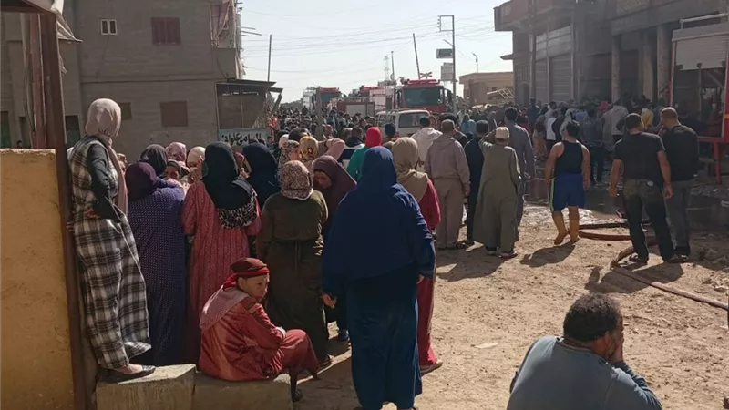 بعد إصابه 3 أشخاص.. الحماية المدنية تسيطر على حريق داخل مصنع مراتب بدمنهور