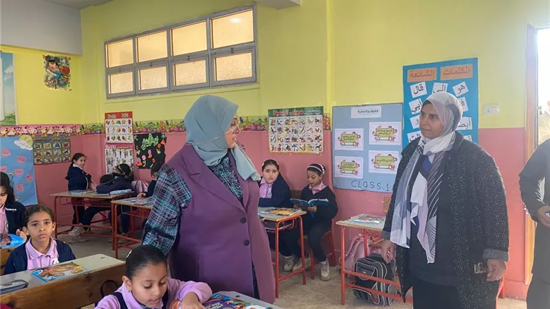 جولة ميدانية لوكيل وزارة التعليم بالسويس لمتابعة سير العملية التعليمية