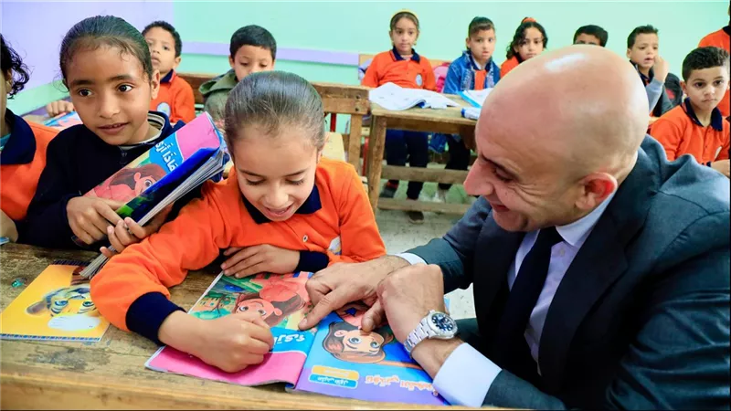 النصوص المتحررة مستمرة في الثانوية.. والتعليم توضح حقيقة القرار