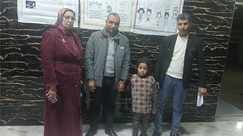 محافظ دمياط يتابع إنقاذ طفلة يتيمة بكفر سعد وتوفير رعاية إنسانية آمنة
