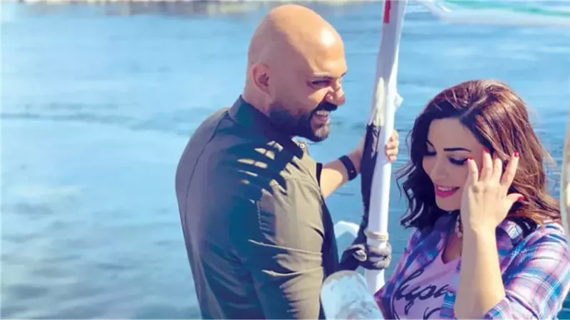 سبب خروج مسلسل أنا وهو وهم بطولة أحمد صلاح حسني ونسرين طافش من رمضان 2026 |خاص