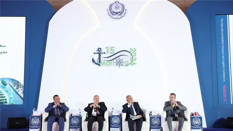 خبراء النقل البحري يوصون بممرات لوجستية ذكية وخضراء ودعم الابتكار الرقمي
