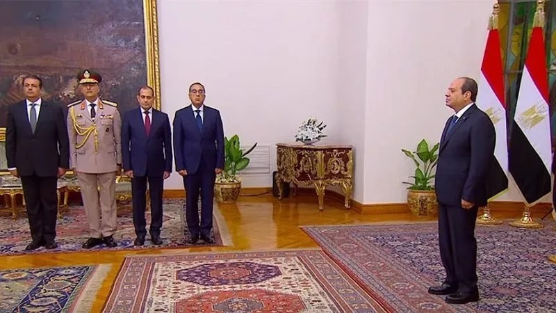 الحكومة الجديدة تؤدي اليمين الدستورية أمام الرئيس السيسي |بث مباشر