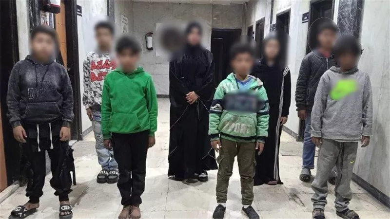 الداخلية تضبط 15 شخصًا لاستغلال الأطفال في التسول بالجيزة