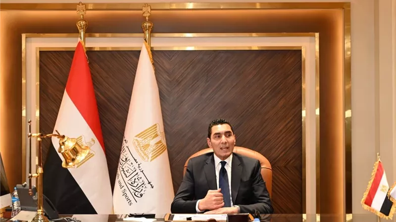 جوهر نبيل يبدأ مهام عمله وزيرًا للشباب والرياضة بعد أداء اليمين الدستوري
