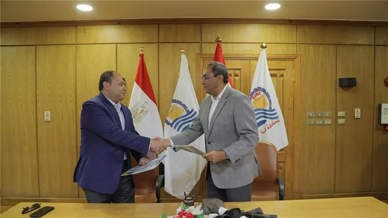 محافظ قنا ورئيس هيئة تنمية الصعيد يوقعان بروتوكولي تعاون لتجديد الشراكة