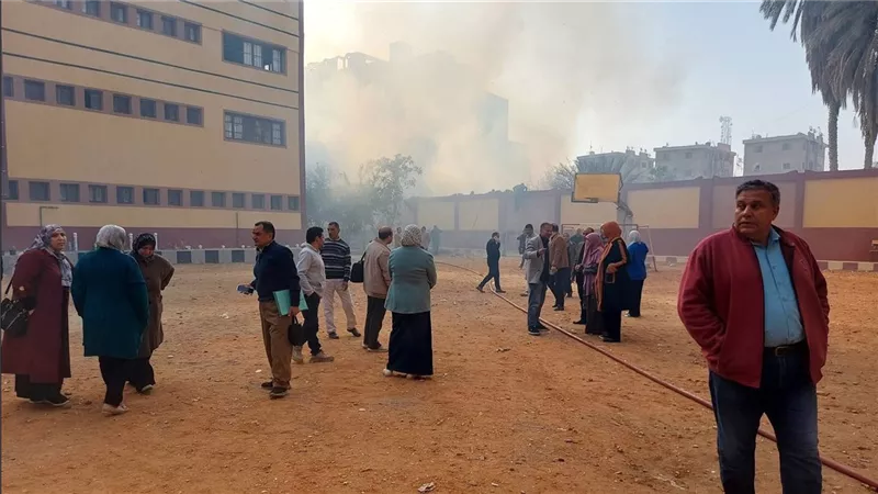استبعاد مديري مدرستي ميت كنانة الإعدادية والثانوية بطوخ وإحالتهما للتحقيق