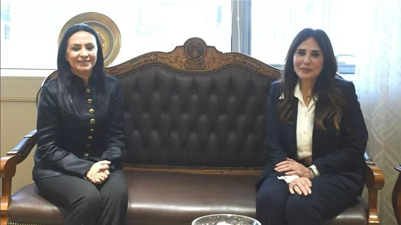 مايا مرسي تهنئ وزيرة الإسكان بعد أداء اليمين وتبحثان ملفات مشتركة 