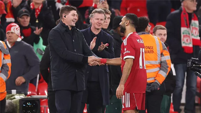 محمد صلاح: مكبرتش فاجأة.. ورحلت عن ليفربول بشروطي وأنا مرتاح