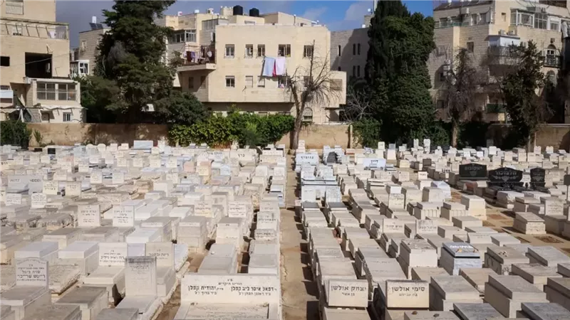 إسرائيل تواجه أزمة دفن.. نقص حاد في المقابر يهدد الأجيال القادمة| تفاصيل