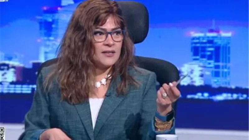 فاطمة ناعوت تحذر عمرو سعد ومحمد ياسين قبل تحويل 