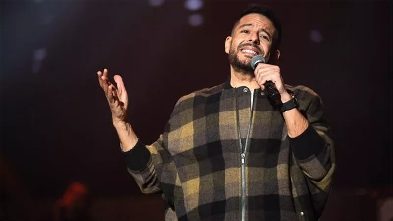 محمد حماقي يكشف عن موعد طرح أحدث ألبوماته الغنائية |التفاصيل