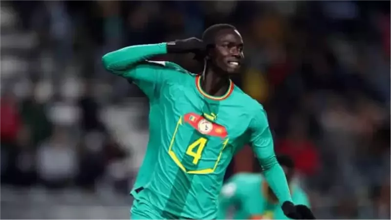 الأهلي يكشف سبب تعثر صفقة مامادو لامين كامارا لاعب نهضة بركان