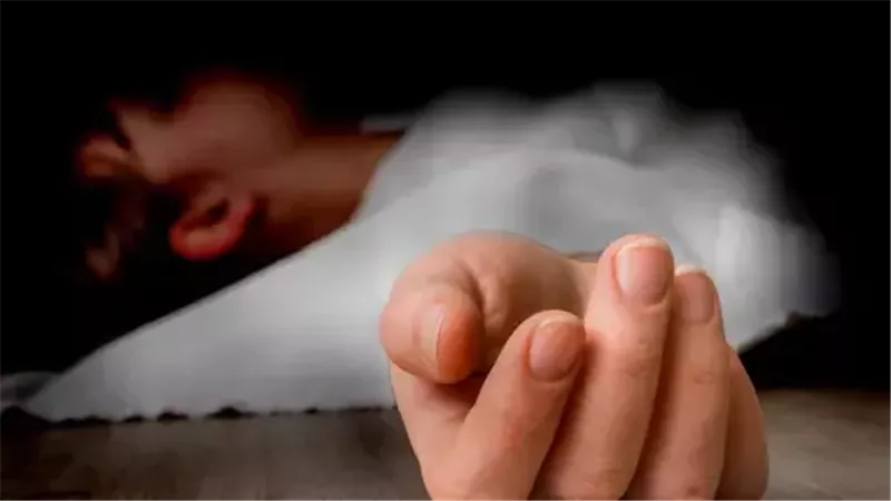 خلافات أسرية تنتهي بمأساة.. شاب ينهي حياته بطلق ناري في سوهاج