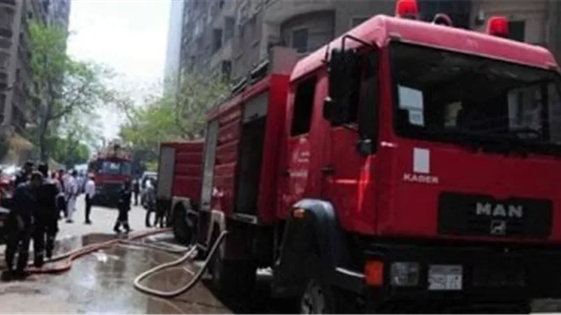 السيطرة على حريق محدود بوحدة سكنية بالهويس في حي الأربعين بالسويس دون إصابات