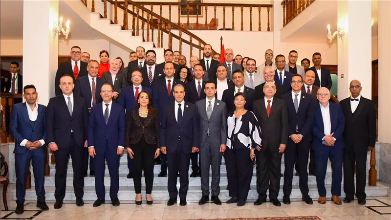 وزير الخارجية يلتقي بالجالية المصرية في أديس أبابا 