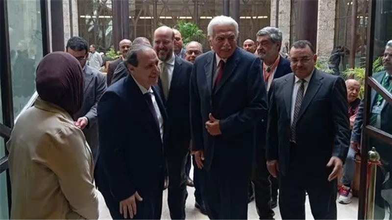 بحضور أحمد نظيف.. افتتاح المعرض السنوي للطوابع 2026