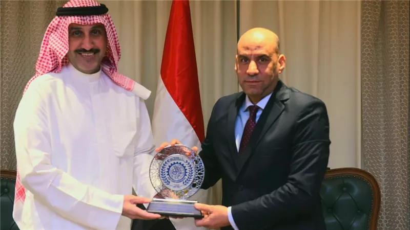 المطيري يهنئ رداد على ثقة القيادة السياسية وتكليفه بحقيبة وزارة العمل