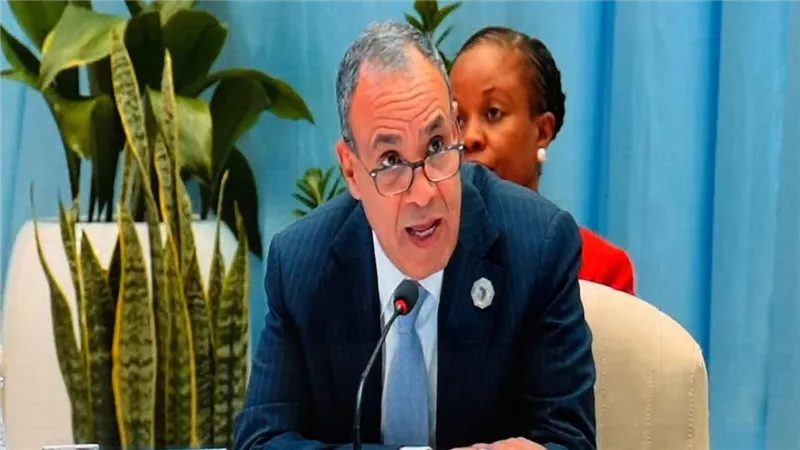 وزير الخارجية يؤكد مواقف مصر الثابتة من قضيتى المياه والبحر الأحمر