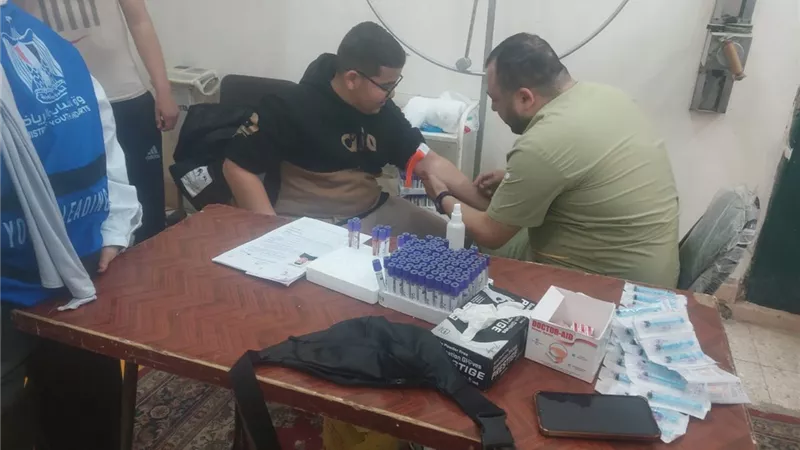 وحدة الطب الرياضي تجري الكشف الطبي على 265 لاعبًا بمراكز الشباب والأندية