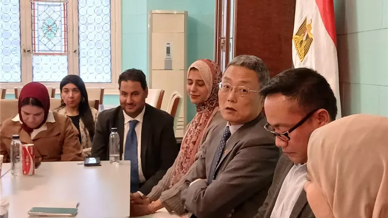 القنصل الصيني بالإسكندرية يودع الصحفيين في احتفال عيد الربيع ورمضان
