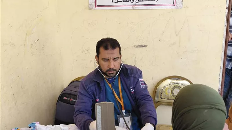 ثماني عيادات متنقلة ومبادرات صحية في فارسكور لدعم القرى النائية بدمياط