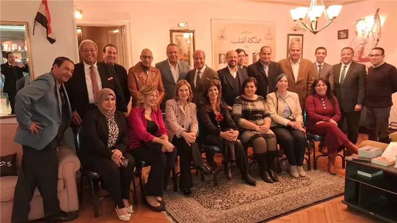  فى عيد الحب.. صالون ثقافي يفتح ملفات القلب بين الأدب والعلم والوطن