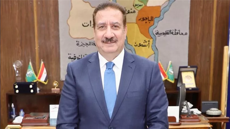 إبراهيم أبو ليمون يؤدي اليمين الدستورية محافظا لبورسعيد