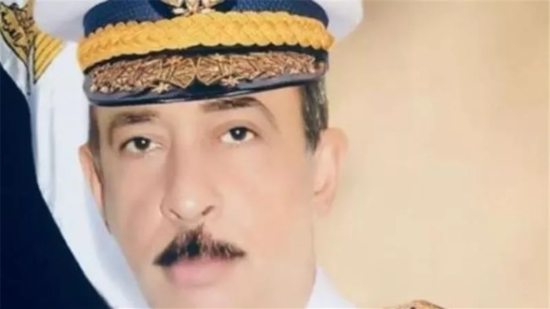 حركة المحافظين.. طارق محفوظ يؤدي اليمين الدستورية محافظا لسوهاج