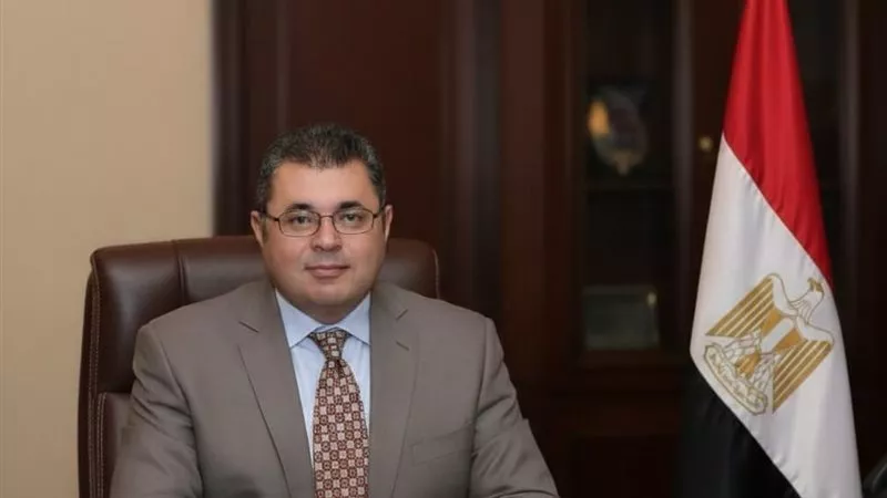 عمر الشافعي الأكرت يؤدي اليمين الدستورية نائبا لمحافظ القاهرة
